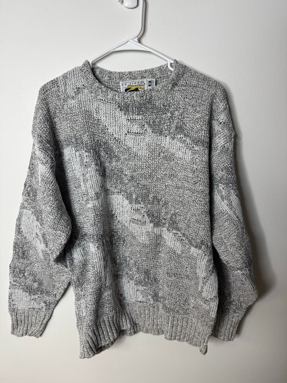 VTG Mens Grandpa Vintage Sweater Vintage sweater Le Tigre Size Large White Gray
